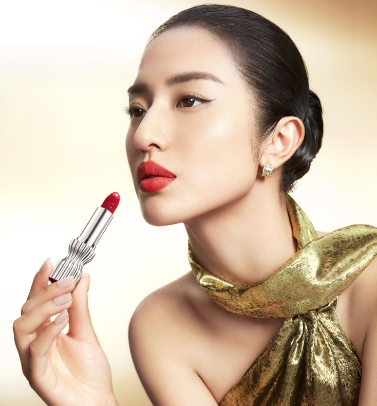 734X790-鎏沙律时唇膏-模特图2.jpg